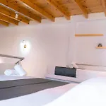 Anxhelo Villa *