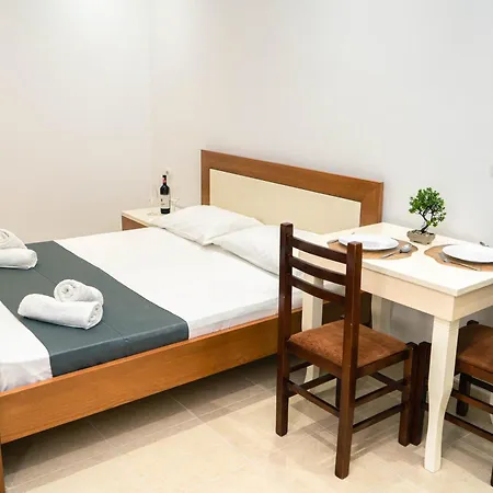 Anxhelo Villa Vlorë